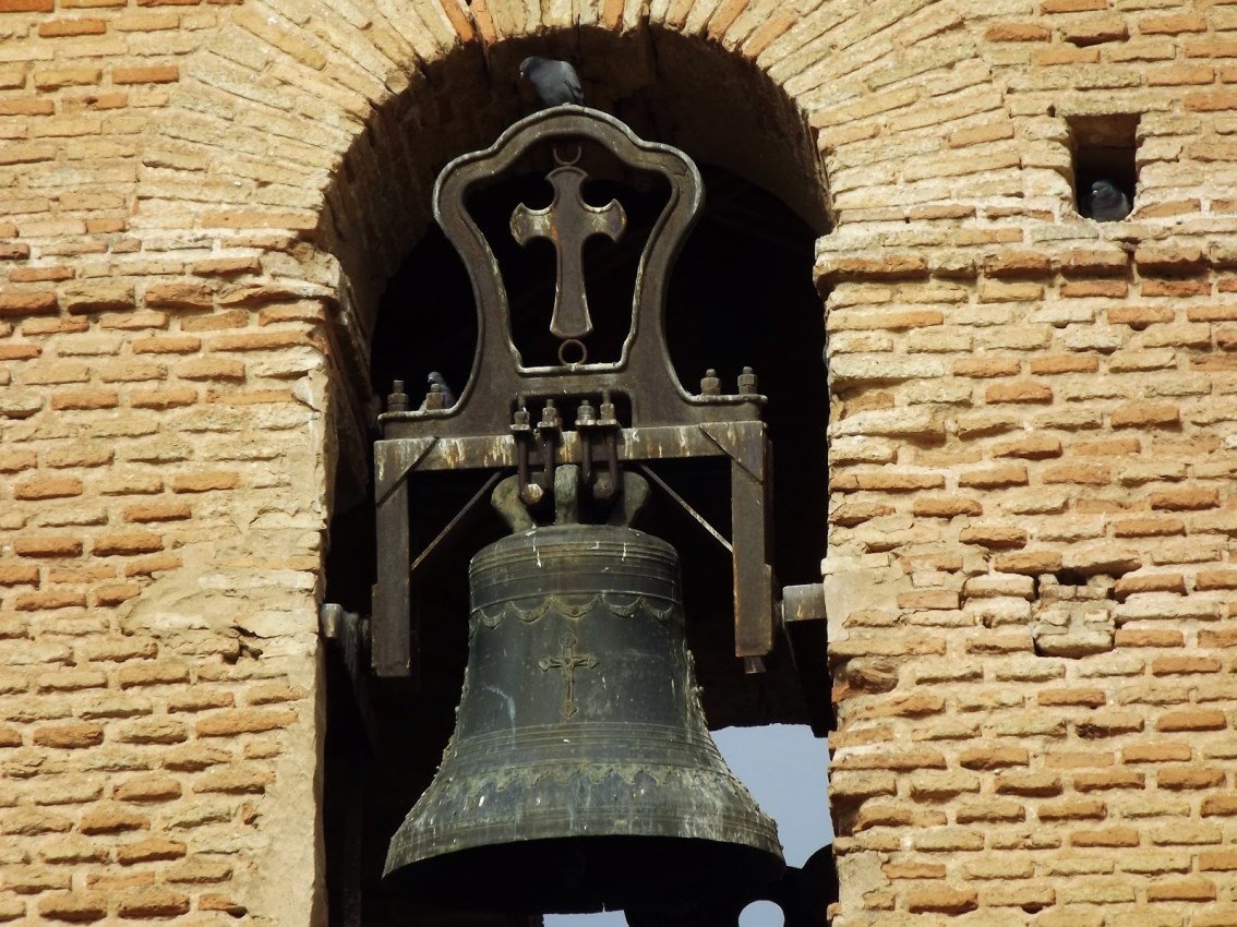 campanas dosDSCF6616.JPG