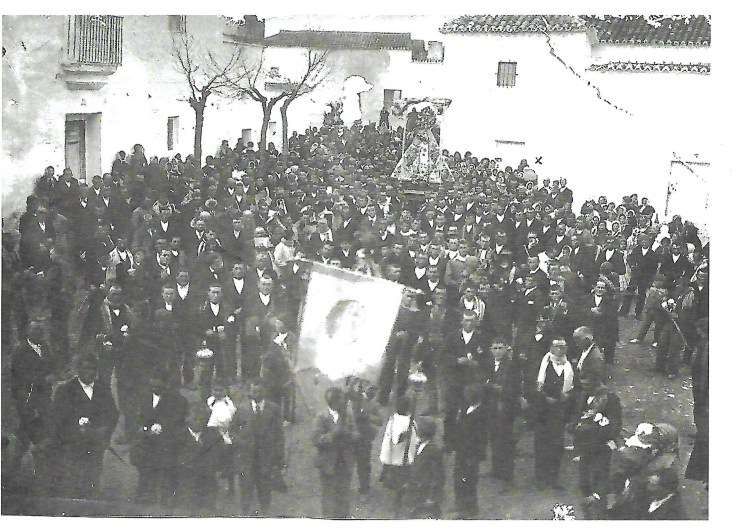 Junto al ayuntam.Scan.jpg