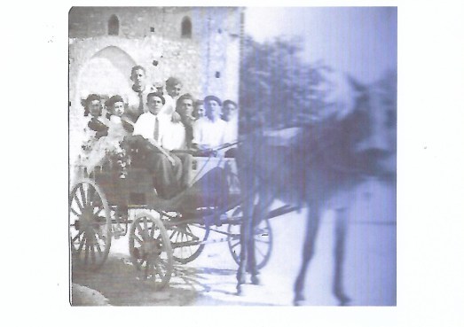 Ermita al fondo Scan.jpg