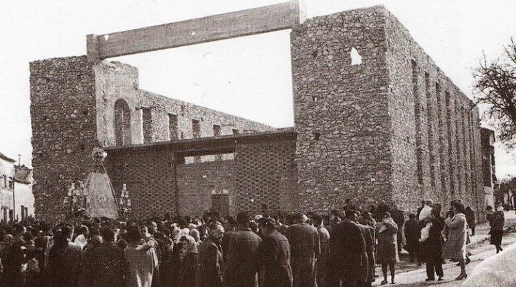 Iglesia nueva en construccion 10646904_675758205854405_2987778613252976244_n